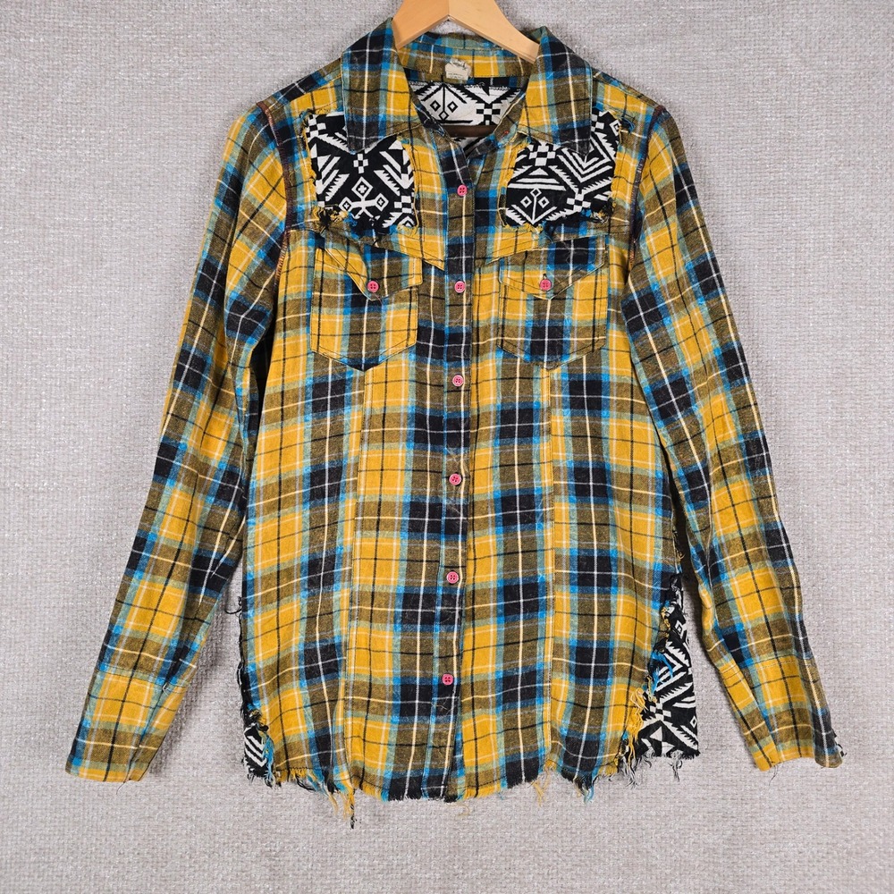 Gimmicks by BKE Yellow Plaid Distressed Flannel Shirt Tribal Patch Size M